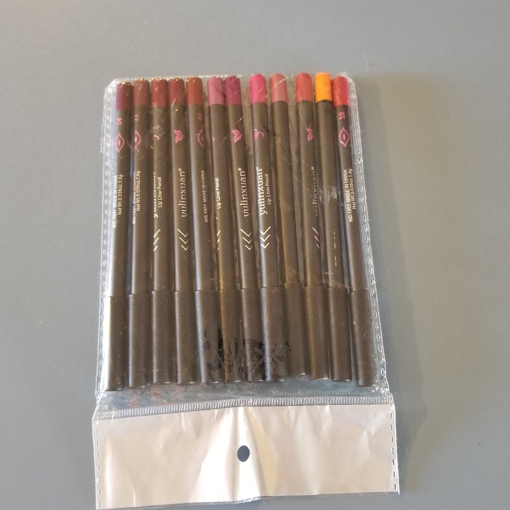 Yulinxuan lip liner pencils